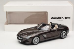 Mercedes SLS AMG Sepang Brown Minichamps 1:18 B66960080 Metaal — afbeelding 9 van 9