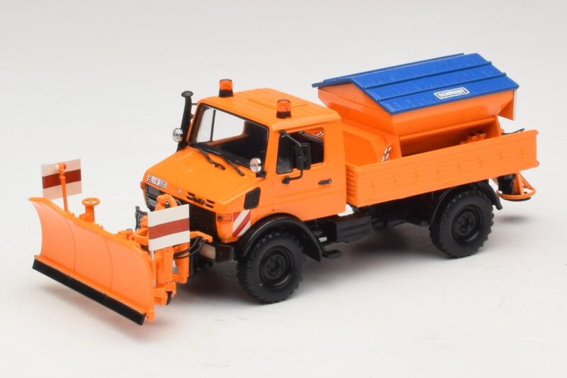 Mercedes Unimog 1300 L Sneeuwploeg Oranje Minichamps 1:43 439033060 Metaal