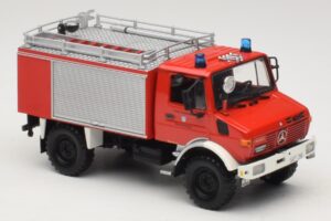 Mercedes Unimog 1300 L TLF 8/18 FF Oberammergau Minichamps 1:43 439033071 Metaal — afbeelding 4 van 6