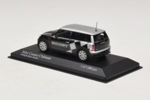 Mini Cooper Clubman R55 Zwart Metallic Minichamps 1:43 431138672 Metaal — afbeelding 3 van 4