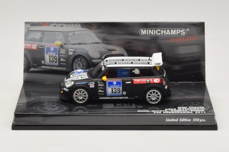Mini Cooper Dörr Motorsport #139 Hahn / Holoch 24 Hours of Nürburgring 2011 Minichamps 1:43 437112139 Metaal