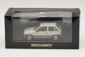 Opel Corsa A Lichtgroen Metallic Minichamps 1:43 CORSA001 Metaal — afbeelding 4 van 4