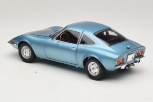 Opel GT Blue Metallic Minichamps 1:18 180049030 Metaal — afbeelding 7 van 8