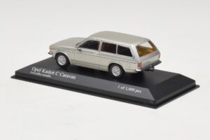 Opel Kadett C Caravan Silver Metallic Minichamps 1:43 400048111 Metaal — afbeelding 3 van 4