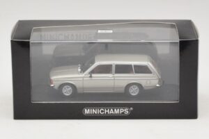 Opel Kadett C Caravan Silver Metallic Minichamps 1:43 400048111 Metaal — afbeelding 4 van 4