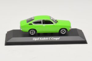 Opel Kadett C Coupe Groen Maxichamps 1:43 940045621 Metaal