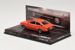 Opel Kadett C Coupé Presentatie IAA Frankfurt Rood Minichamps 1:43 436045620 Metaal — afbeelding 3 van 4
