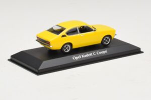 Opel Kadett C Coupe Geel Maxichamps 1:43 940045620 Metaal — afbeelding 2 van 4