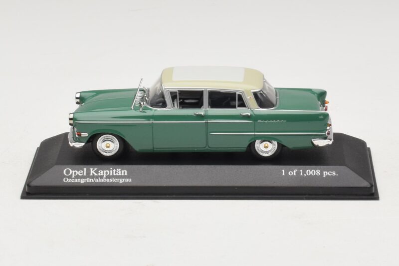 Opel Kapitan A Groen Minichamps 1:43 Opel Kapitan A Groen Minichamps 1:43 400048001 Metaal