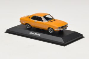Opel Manta A Oranje Maxichamps 1:43 940045500 Metaal — afbeelding 3 van 4