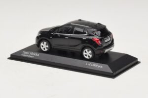 Opel Mokka Zwart Metallic Minichamps 1:43 410042101 Metaal — afbeelding 3 van 4