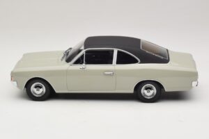 Opel Rekord C Coupé Grijs Minichamps 1:18 107047022 Hars — afbeelding 3 van 6