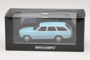 Opel Rekord D Caravan Lichtblauw Minichamps 1:43 400044014 Metaal — afbeelding 4 van 4