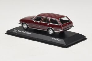 Opel Rekord D Caravan Rood Minichamps 1:43 400044012 Metaal — afbeelding 3 van 4