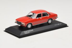 Opel Rekord D Rood Minichamps 1:43 400044004 Metaal — afbeelding 2 van 4