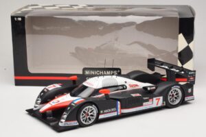 Peugeot 908 HDi FAP LMP1 #7 M. Gene / N. Minassian / J. Villeneuve 24 Hours of Le Mans 2007 Minichamps 1:18 150071207 Metaal — afbeelding 6 van 6