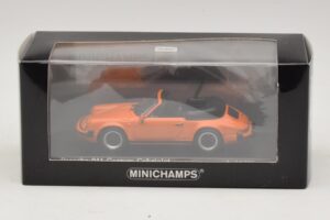 Porsche 911 930 Carrera Cabriolet Oranje Minichamps 1:43 430062038 Metaal — afbeelding 4 van 4