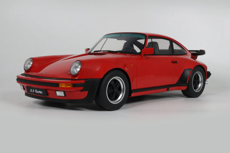 Porsche 911 930 Turbo 3.3 India Red GT Spirit 1:8 Porsche 911 930 Turbo 3.3 India Red GT Spirit 1:8 GTS802301 Hars