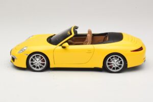 Porsche 911 991 Carrera S Cabriolet Geel Minichamps 1:18 100061031 Metaal — afbeelding 4 van 8