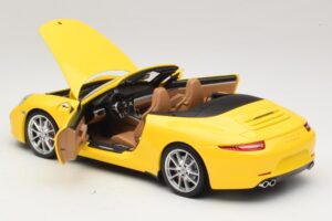 Porsche 911 991 Carrera S Cabriolet Geel Minichamps 1:18 100061031 Metaal — afbeelding 5 van 8