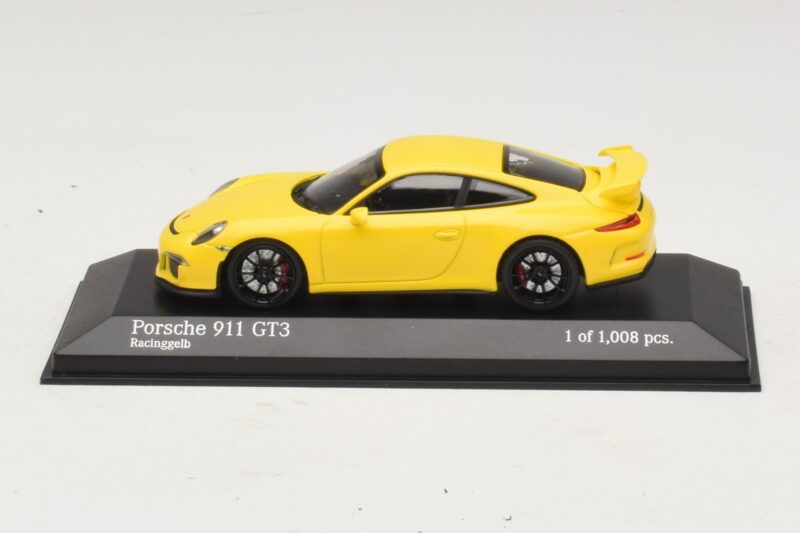 Porsche 911 991 GT3 Geel Minichamps 1:43 410062021 Metaal