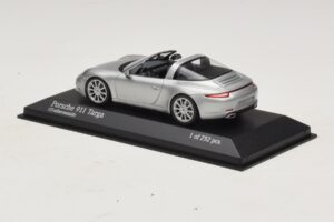 Porsche 911 991 Targa Zilver Minichamps 1:43 410062442 Metaal — afbeelding 3 van 4