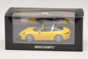 Porsche 911 991 Targa Geel Minichamps 1:43 410062441 Metaal — afbeelding 4 van 4