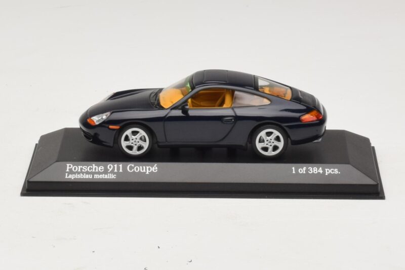 Porsche 911 991 Turbo S Blauw Metallic Minichamps 1:43 Porsche 911 991 Turbo S Blauw Metallic Minichamps 1:43 410062220 Metaal