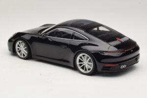 Porsche 911 992 Carrera 4S Zwart Minichamps 1:18 WAP0211120R992 Metaal — afbeelding 5 van 6