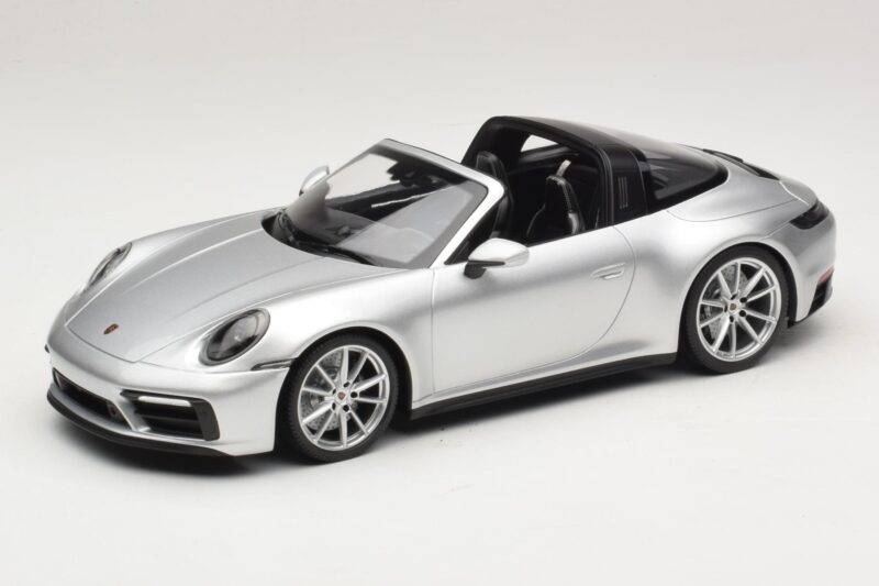 Porsche 911 992 Targa 4 GTS Zilver Minichamps 1:18 WAP0211460RTRG Metaal