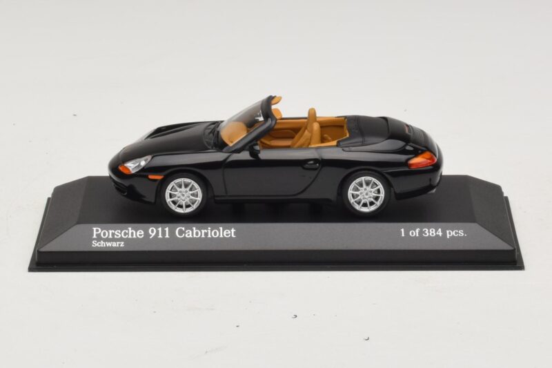 Porsche 911 996 Cabriolet Zwart Metallic Minichamps 1:43 400061090 Metaal