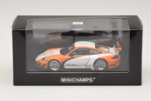 Porsche 911 997 GT3 R Hybrid Presentation 2010 Minichamps 1:43 410108900 Metaal — afbeelding 4 van 4