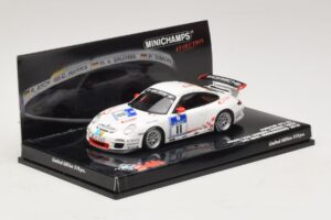 Porsche 911 997 GT3 RS #11 24 Hours Nurburgring 2010 Minichamps 1:43 437106711 Metaal — afbeelding 2 van 5