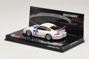 Porsche 911 997 GT3 RS #11 24 Hours Nurburgring 2010 Minichamps 1:43 437106711 Metaal — afbeelding 3 van 5