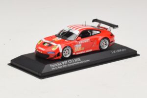 Porsche 911 997 GT3 RSR GT2 #97 M. Holzer / R. Westbrook 24 Hours of Le Mans 2010 Minichamps 1:43 410106997 Metaal — afbeelding 2 van 4