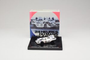 Porsche 917K #22 H. Marko / G. van Lennep Martini Racing 24 Hours of Le Mans Winnaar 1971 Cassette Editie Minichamps 1:43 WAP — afbeelding 5 van 5