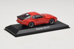 Porsche 924 GT Rood Maxichamps 1:43 940066120 Metaal — afbeelding 2 van 4