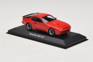 Porsche 924 GT Rood Maxichamps 1:43 940066120 Metaal — afbeelding 3 van 4