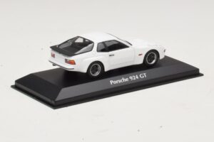 Porsche 924 GT Wit Maxichamps 1:43 940066121 Metaal — afbeelding 2 van 4