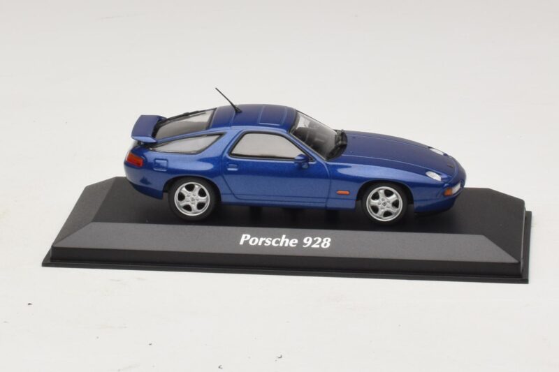 Porsche 928 Blauw Metallic Maxichamps 1:43 940068101 Metaal