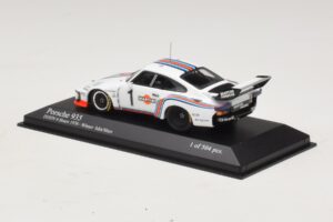 Porsche 935 Martini Racing #1 R. Stommelen / M. Schurti Winner Dijon 6 Hours 1976 Minichamps 1:43 400766311 Metaal — afbeelding 3 van 4