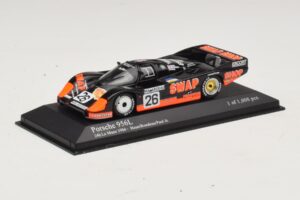 Porsche 956L #26 T-Bird Swap Shop P. Henn / J. Rondeau 24 Hours of Le Mans 1984 Minichamps 1:43 430846526 Metaal — afbeelding 2 van 4