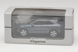 Porsche Cayenne E3 Blue Metallic Minichamps 1:43 WAP0203110J Metaal — afbeelding 4 van 4