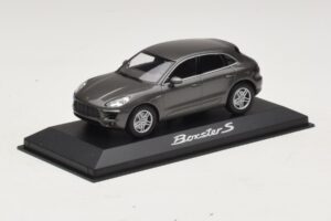 Porsche Macan S Diesel 95B Brons Metallic Minichamps 1:43 WAP0201510E Metaal — afbeelding 2 van 4