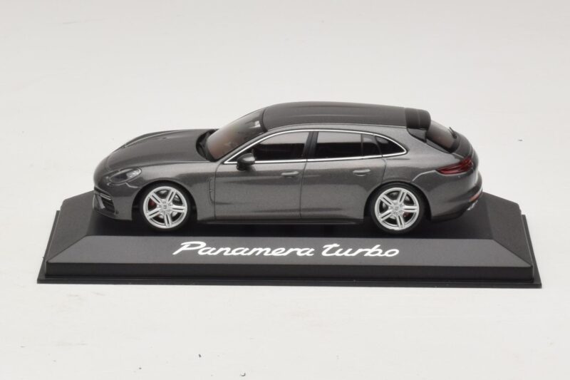 Porsche Panamera 971 Turbo Grijs Metallic Minichamps 1:43 WAP0207610H Metaal
