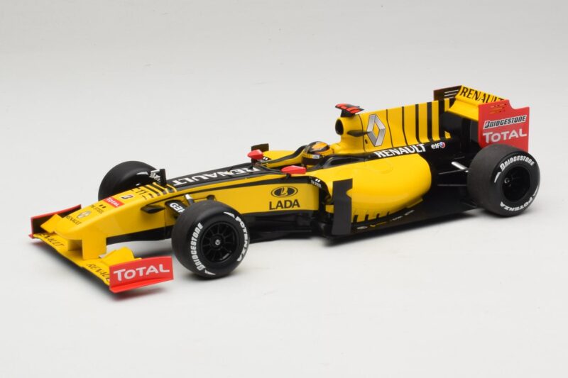Renault R30 Showcar #11 R. Kubica F1 2010 Minichamps 1:18 150100081 Metaal