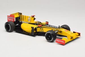 Renault R30 Showcar #11 R. Kubica F1 2010 Minichamps 1:18 150100081 Metaal — afbeelding 4 van 6