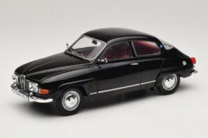 Saab 96 V4 Zwart MCG 1:18 Saab 96 V4 Zwart MCG 1:18 MCG18063 Metaal