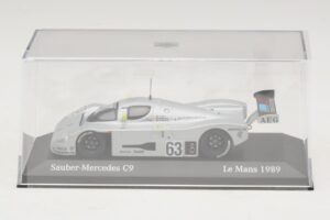 Sauber Mercedes C9 #63 J. Mass / M. Reuter / S. Dickens Winners 24 Hours of Le Mans 1989 Minichamps 1:43 B66041033 Metaal — afbeelding 4 van 5