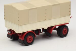 Vrachtwagenaanhanger Dekzeil Wit Rood Minichamps 1:43 439159096 Metaal — afbeelding 2 van 6